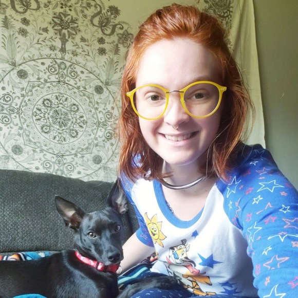 Meet your Posher, Hannah - Picture 1 of 1